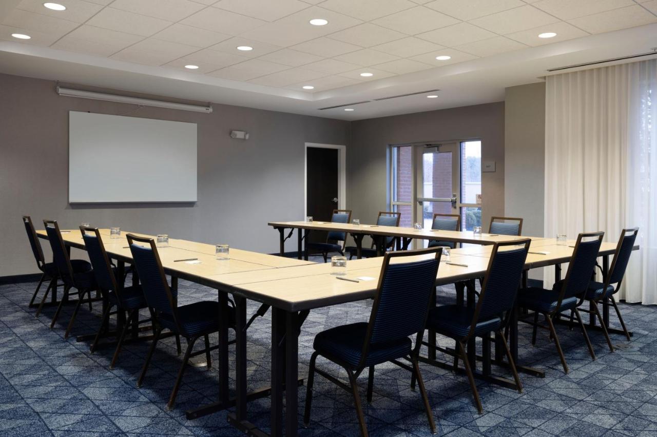Courtyard By Marriott Columbus New Albany Hotel Bagian luar foto