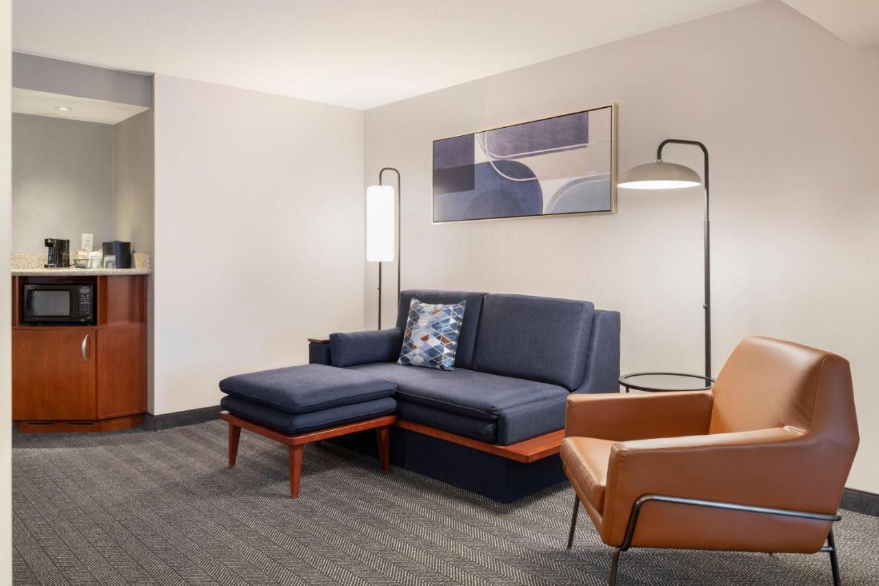 Courtyard By Marriott Columbus New Albany Hotel Bagian luar foto