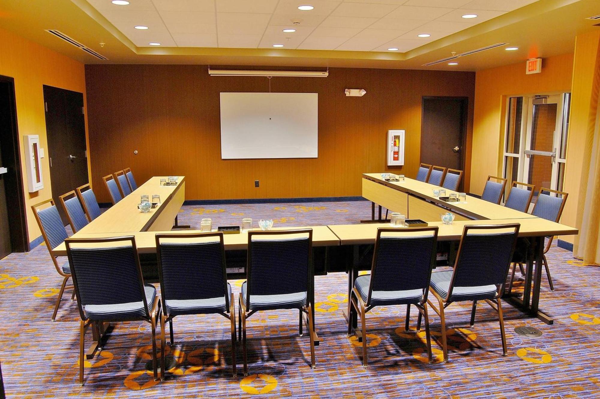 Courtyard By Marriott Columbus New Albany Hotel Bagian luar foto